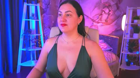 Zafiramoonn online show from February 2026 02:21:02 PM