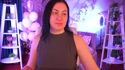 Zafiramoonn online show from February 2026 02:28:01 PM