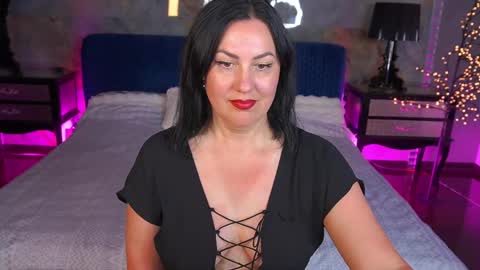 Snapshot of zafiramoonn chatting on May 2026 08:06:02 PM Zafiramoonn online show from May 2026 08:06:02 PM