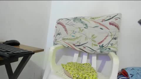 Zamara   online show from October 2025 01:04:02 AM