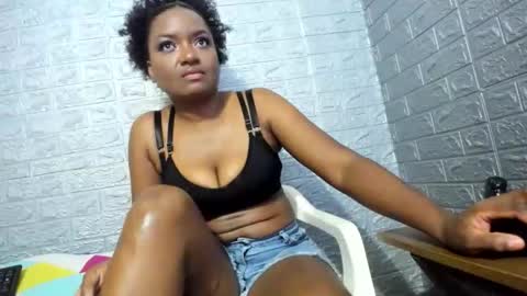 Zamara   online show from November 2025 02:10:02 AM