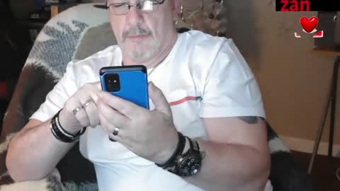 Snapshot of zander007 chatting on October 2025 03:24:02 PM zander007 online show from October 2025 03:24:02 PM