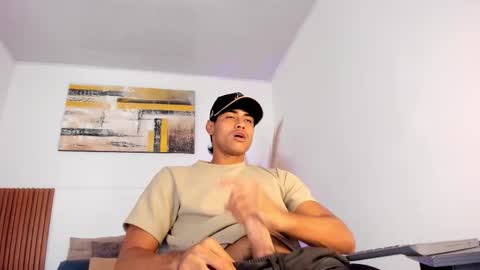 Snapshot of zander_2120 chatting on February 2026 01:40:02 PM Zander online show from February 2026 01:40:02 PM