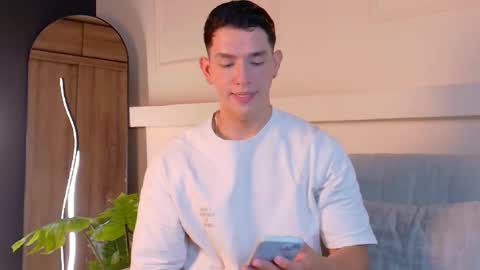 Snapshot of zanedawson chatting on December 2025 07:30:02 PM Zane Dawson online show from December 2025 07:30:02 PM