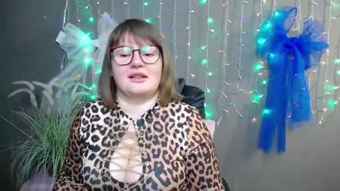 zannadreil online show from November 2025 07:14:01 PM