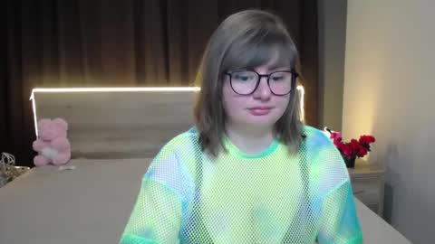 zannadreil online show from January 2026 07:04:01 PM