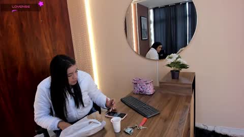 Zara online show from September 2025 12:27:02 PM