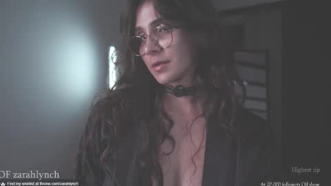 Snapshot of zarahlynch chatting on November 2025 02:32:02 AM Miss Lynch Next show 2911 online show from November 2025 02:32:02 AM