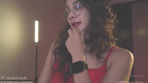 Snapshot of zarahlynch chatting on November 2025 11:05:01 PM Miss Lynch Next show 2911 online show from November 2025 11:05:01 PM