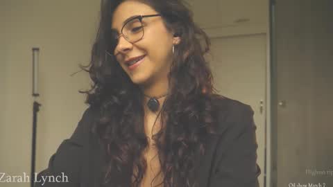 Snapshot of zarahlynch chatting on February 2026 10:09:01 PM Miss Lynch Next show 2911 online show from February 2026 10:09:01 PM