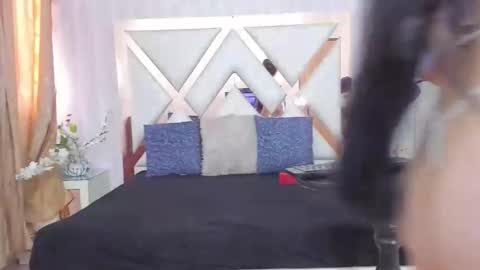 Zaraycox online show from October 2025 01:39:02 PM