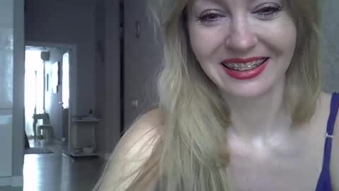 Zarina Swift online show from February 2025 08:05:02 AM