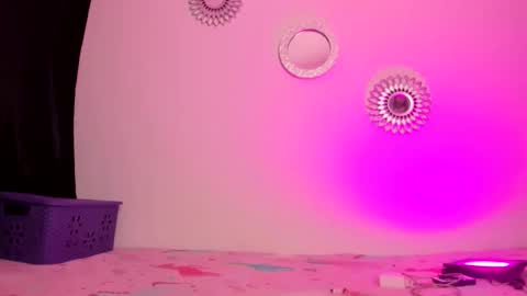 Zaritha Li online show from November 2025 10:36:01 AM