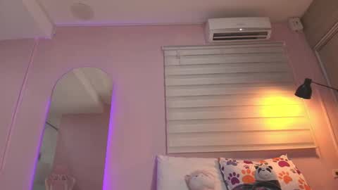 Zary online show from November 2025 12:05:02 PM