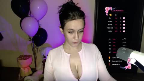 Snapshot of zaykaaa_11 chatting on November 2025 07:57:01 PM Lina online show from November 2025 07:57:01 PM