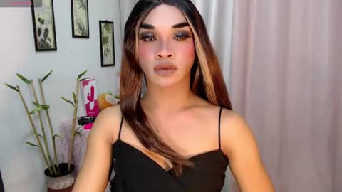 zaynelustts online show from December 2025 11:19:01 AM