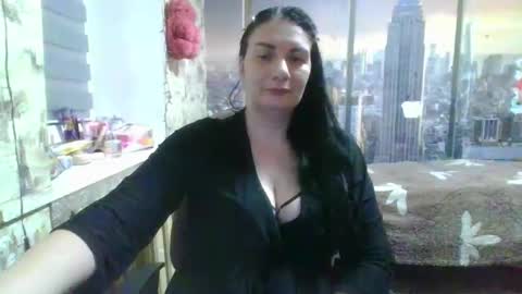 Snapshot of zefirkaaxe chatting on January 2025 09:34:02 PM ZefirkaAxe online show from January 2025 09:34:02 PM