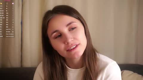 Emilia online show from November 2025 01:17:02 AM