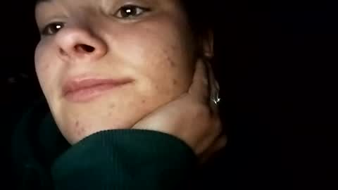 Snapshot of zellelajay2009 chatting on January 2025 02:10:01 PM KENDAL Kaylee online show from January 2025 02:10:01 PM