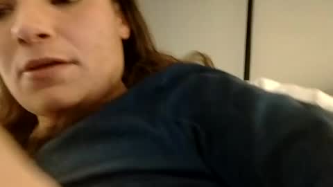 Snapshot of zellelajay2009 chatting on February 2025 08:43:02 AM KENDAL Kaylee online show from February 2025 08:43:02 AM