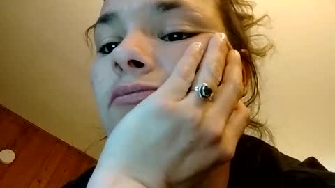 Snapshot of zellelajay2009 chatting on February 2025 06:21:02 PM KENDAL Kaylee online show from February 2025 06:21:02 PM