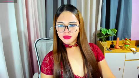 Snapshot of zendaya_amore chatting on January 2025 12:41:02 PM Zendaya online show from January 2025 12:41:02 PM