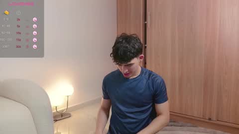 Snapshot of zenn_rush chatting on March 2025 01:29:02 PM Zenn online show from March 2025 01:29:02 PM