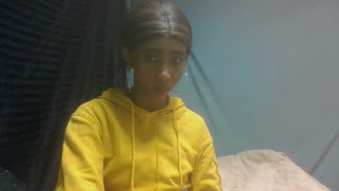 zeolineess online show from October 2025 04:49:01 AM