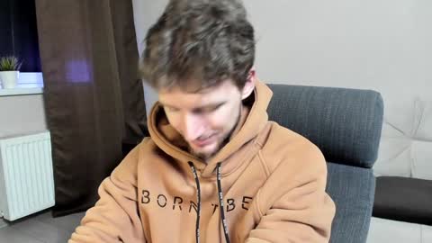 Andrew online show from January 2025 07:56:01 PM