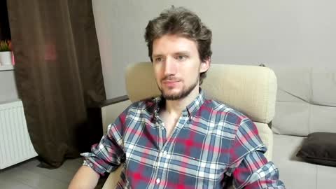 Andrew online show from February 2025 04:03:01 AM