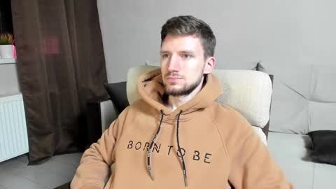 Andrew online show from February 2025 07:03:01 PM