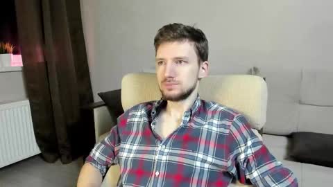 Andrew online show from October 2025 03:17:02 AM