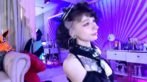    online show from February 2026 04:15:02 PM