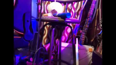 Snapshot of zeroandhero chatting on December 2025 10:11:02 AM zero online show from December 2025 10:11:02 AM