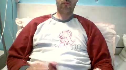 Snapshot of zeus00811 chatting on November 2025 06:24:01 AM zeus online show from November 2025 06:24:01 AM