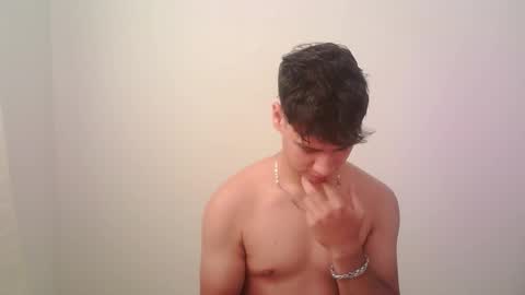 Snapshot of zeus_183 chatting on September 2025 02:33:01 PM zeus_183 online show from September 2025 02:33:01 PM