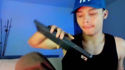 zeus online show from February 2025 04:01:01 AM