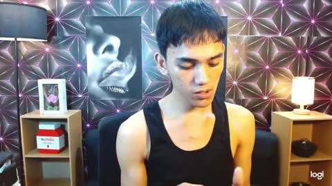 zavier skinny asian online show from February 2025 08:00:02 PM