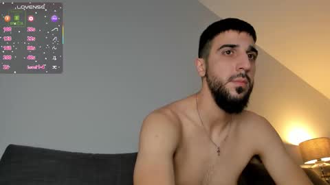 ZEYN online show from November 2025 12:05:01 PM