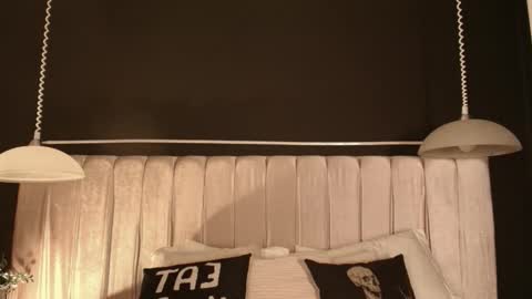 Snapshot of zhally_dee chatting on November 2025 07:43:01 PM zhally_dee online show from November 2025 07:43:01 PM