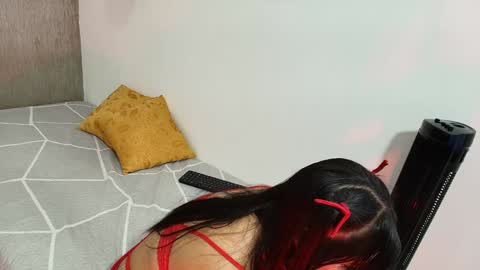 ZHAMIRA  ANDRES online show from January 2025 04:20:01 AM