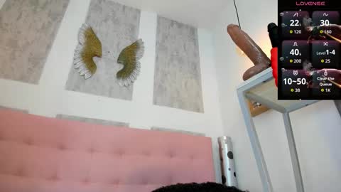 ZHAMIRA  ANDRES online show from February 2026 10:19:02 PM