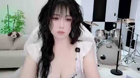 zhen online show from October 2025 08:54:02 PM