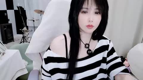 zhen online show from July 2026 02:48:01 PM