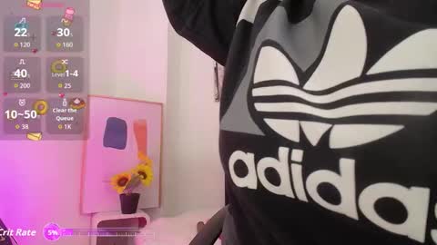 zhia  zeus online show from November 2025 02:07:02 PM