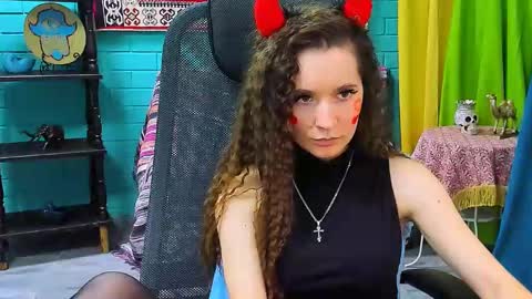 zianichols online show from February 2025 03:36:02 PM