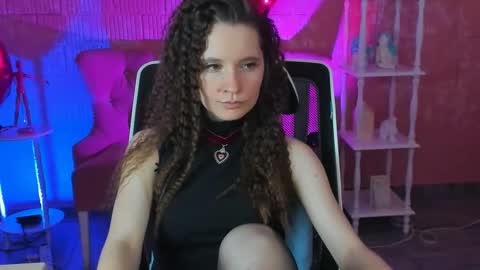 zianichols online show from March 2025 10:41:01 AM