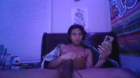 Snapshot of zionontop chatting on December 2024 07:06:02 AM zionontop online show from December 2024 07:06:02 AM