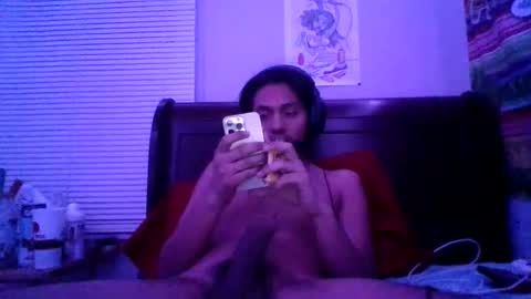 Snapshot of zionontop chatting on December 2024 07:58:01 AM zionontop online show from December 2024 07:58:01 AM