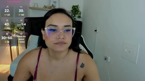 Snapshot of zoe_danae_ chatting on February 2025 12:17:02 PM Zoe online show from February 2025 12:17:02 PM